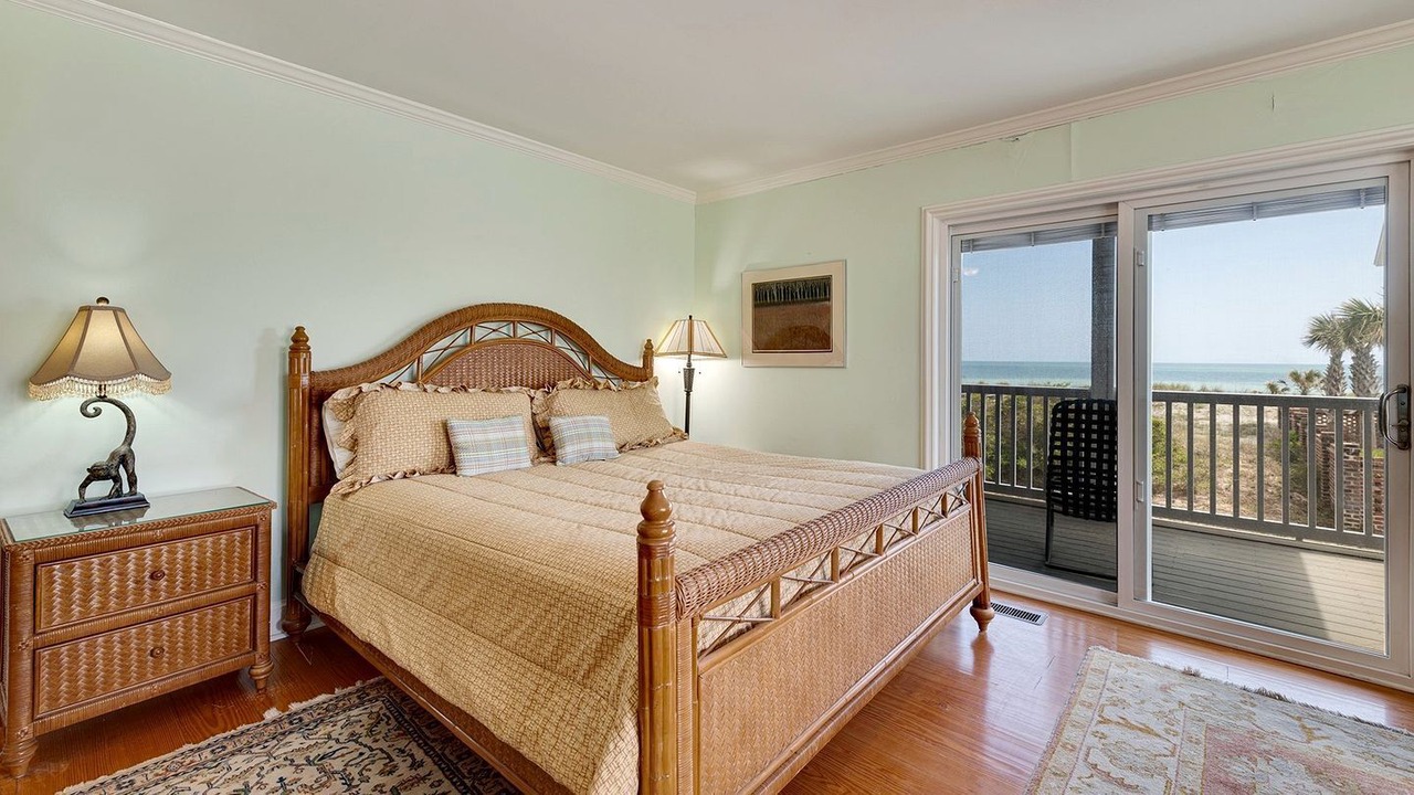 Photo of Bedroom in Debordieu Colony