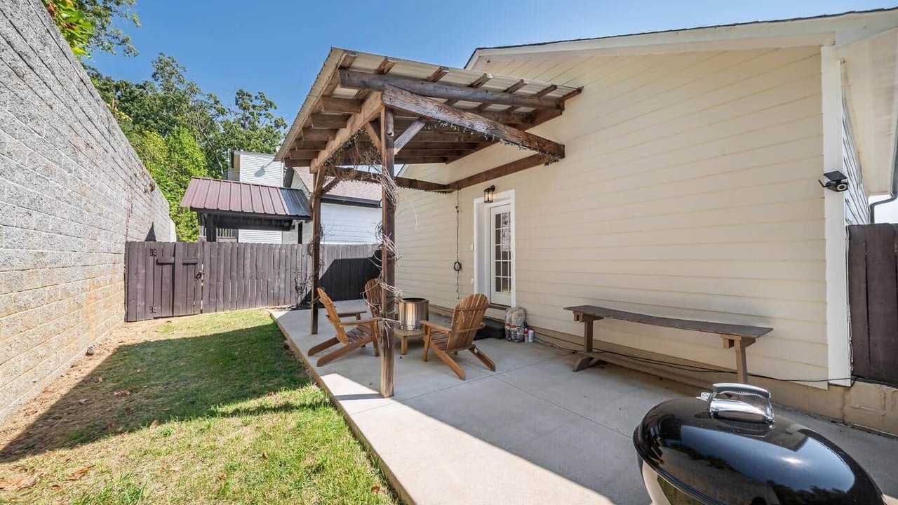 Photo of Outdoor in Olivehill
