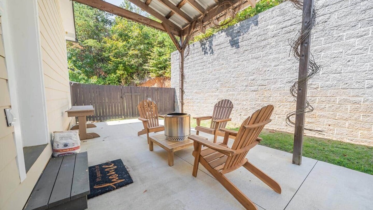 Photo of Patio Balcony in Olivehill