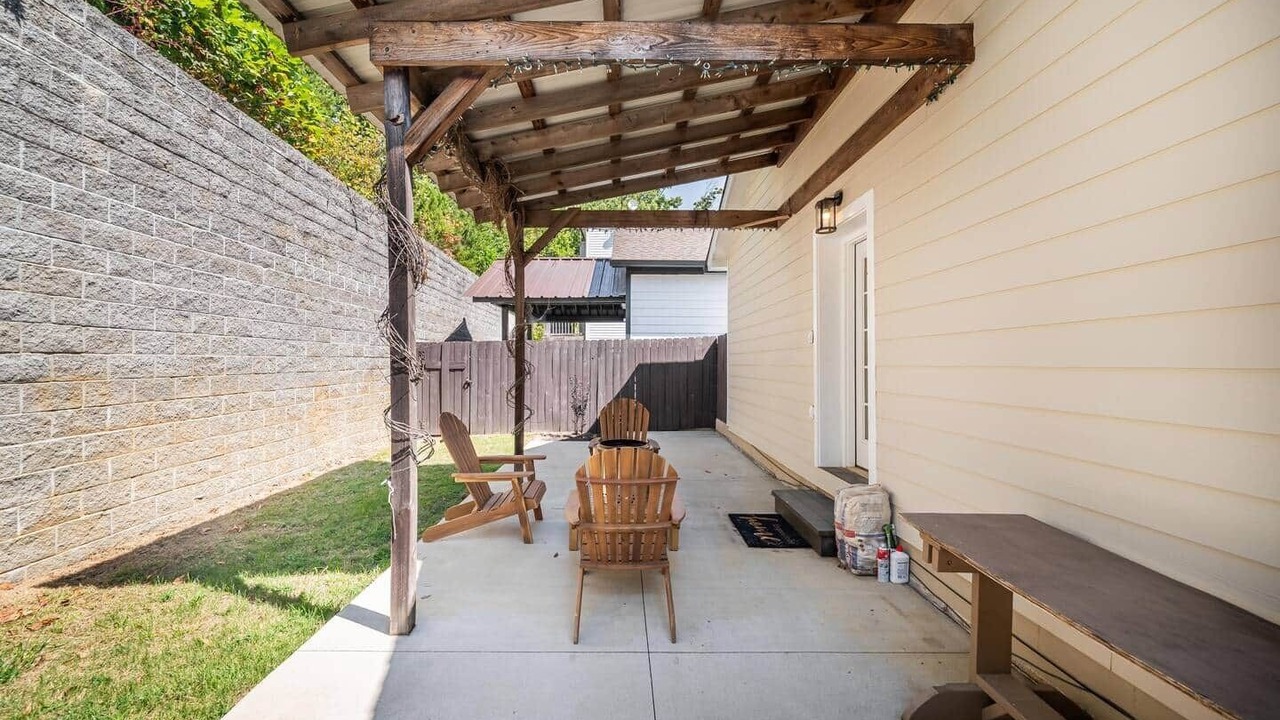 Photo of Patio Balcony in Olivehill