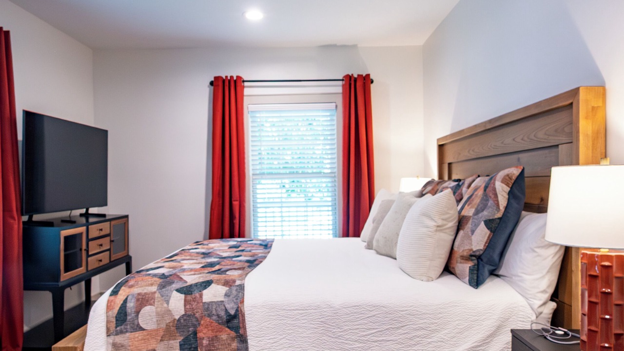 Photo of Bedroom in Downtown