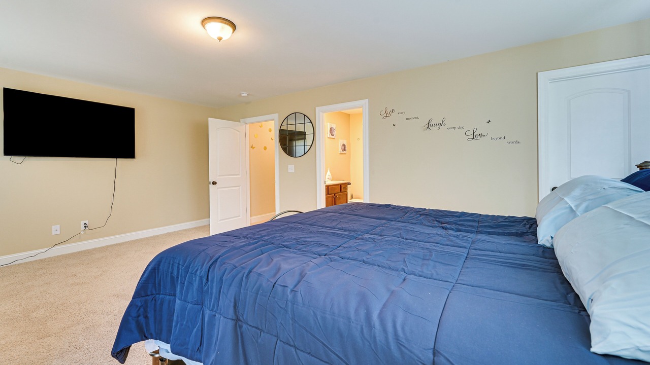 Photo of Bedroom in Winterville