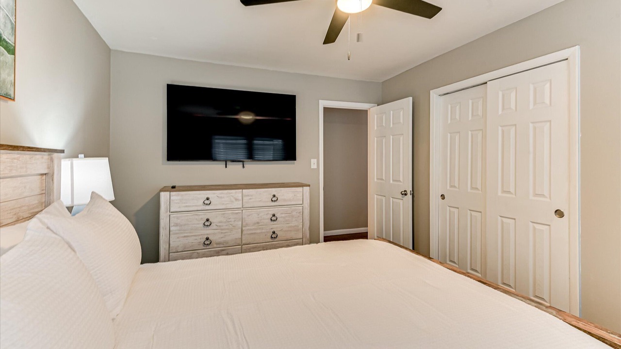 Photo of Bedroom in Summerville