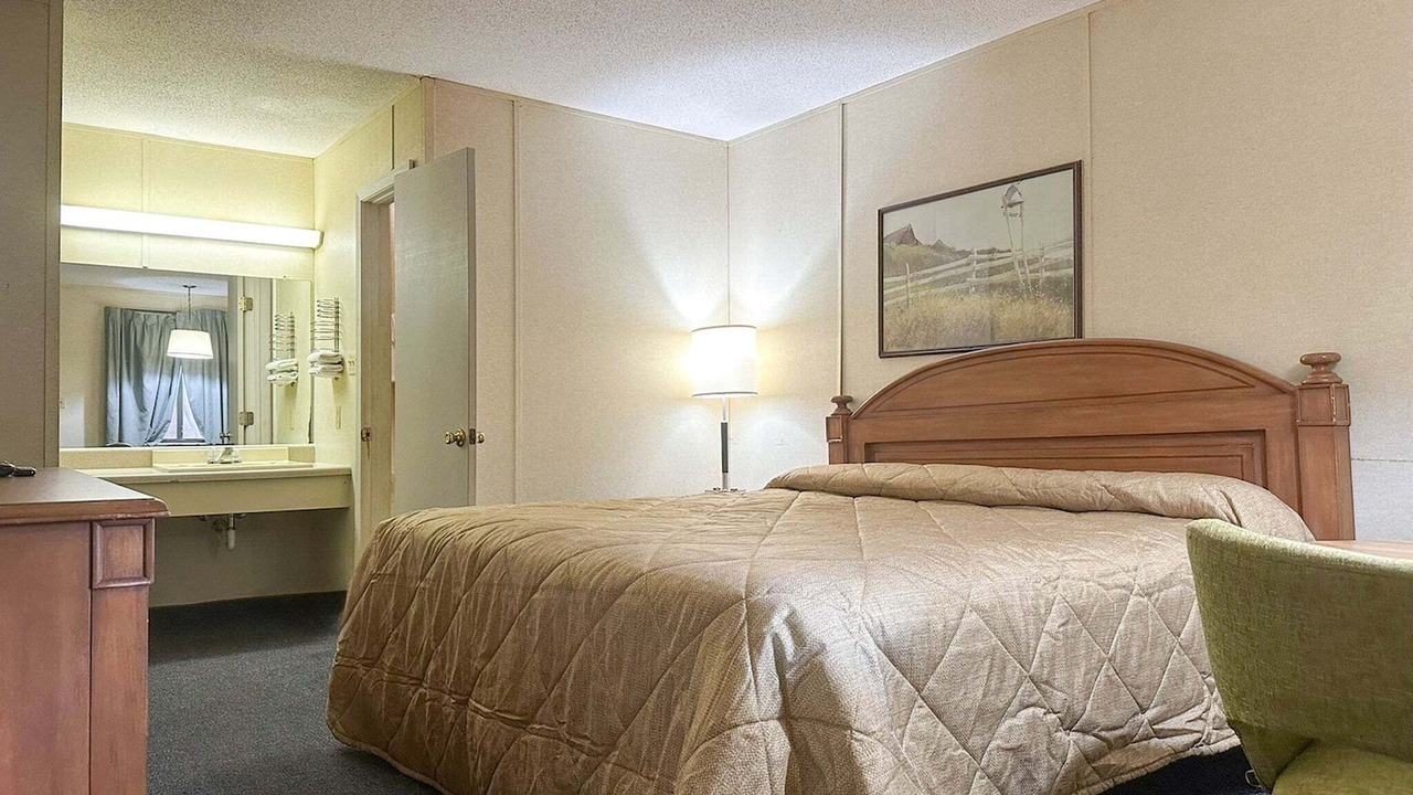 Photo of Others in Louisville