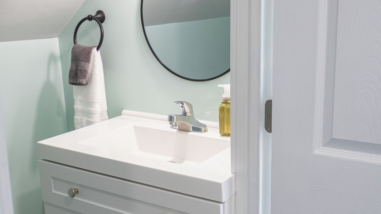 Photo of Bathroom in Horse Cave