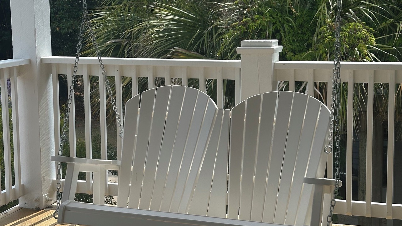 Photo of Patio Balcony in Emerald Isle