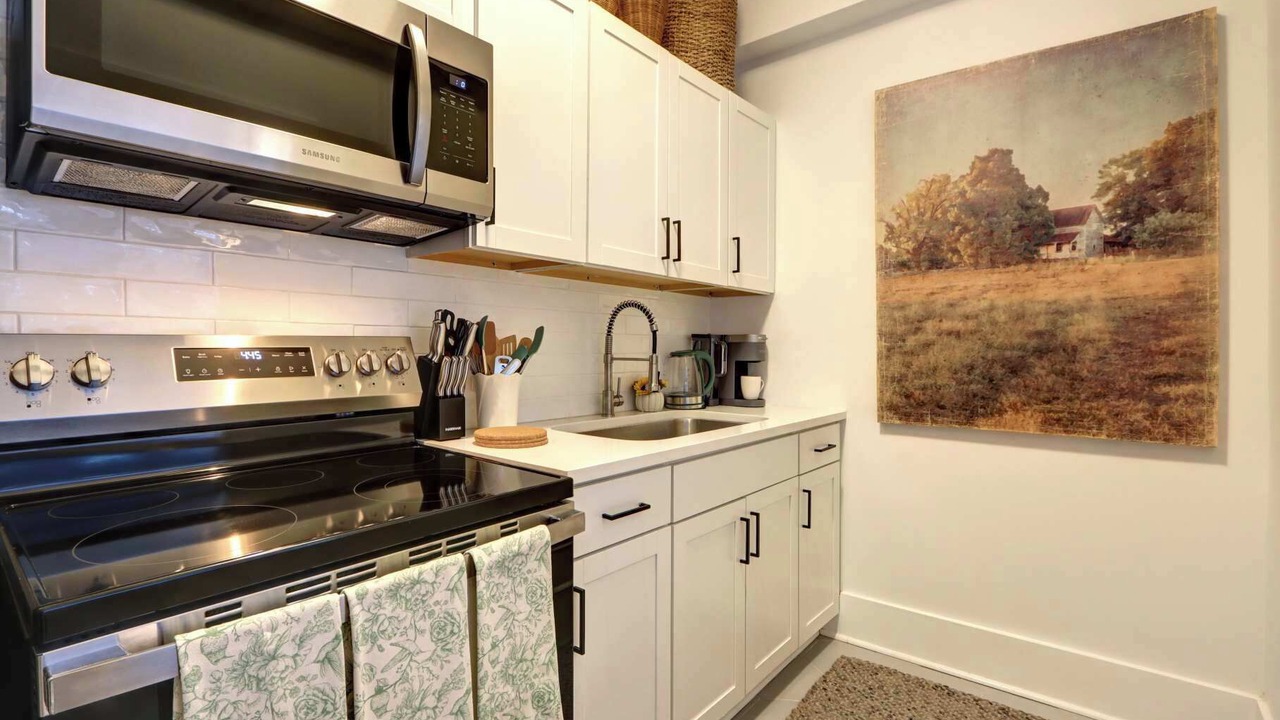 Photo of Kitchen in Thomas Square