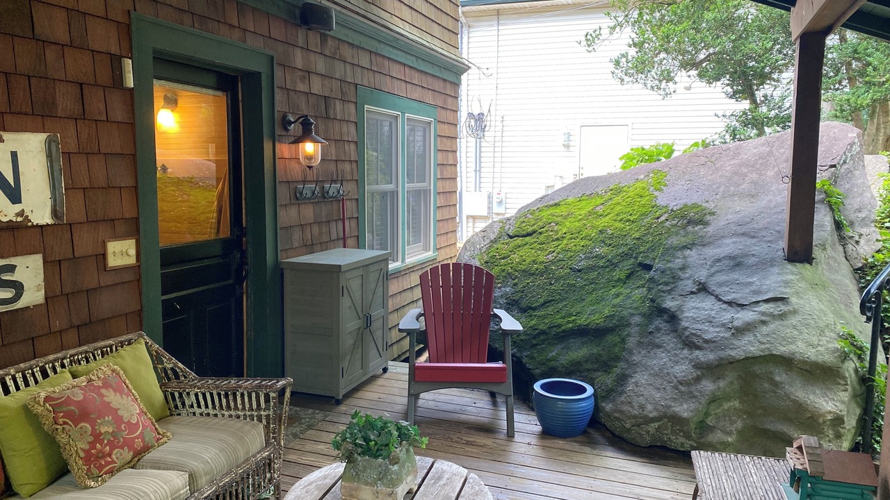 Photo of Patio Balcony in Chimney Rock