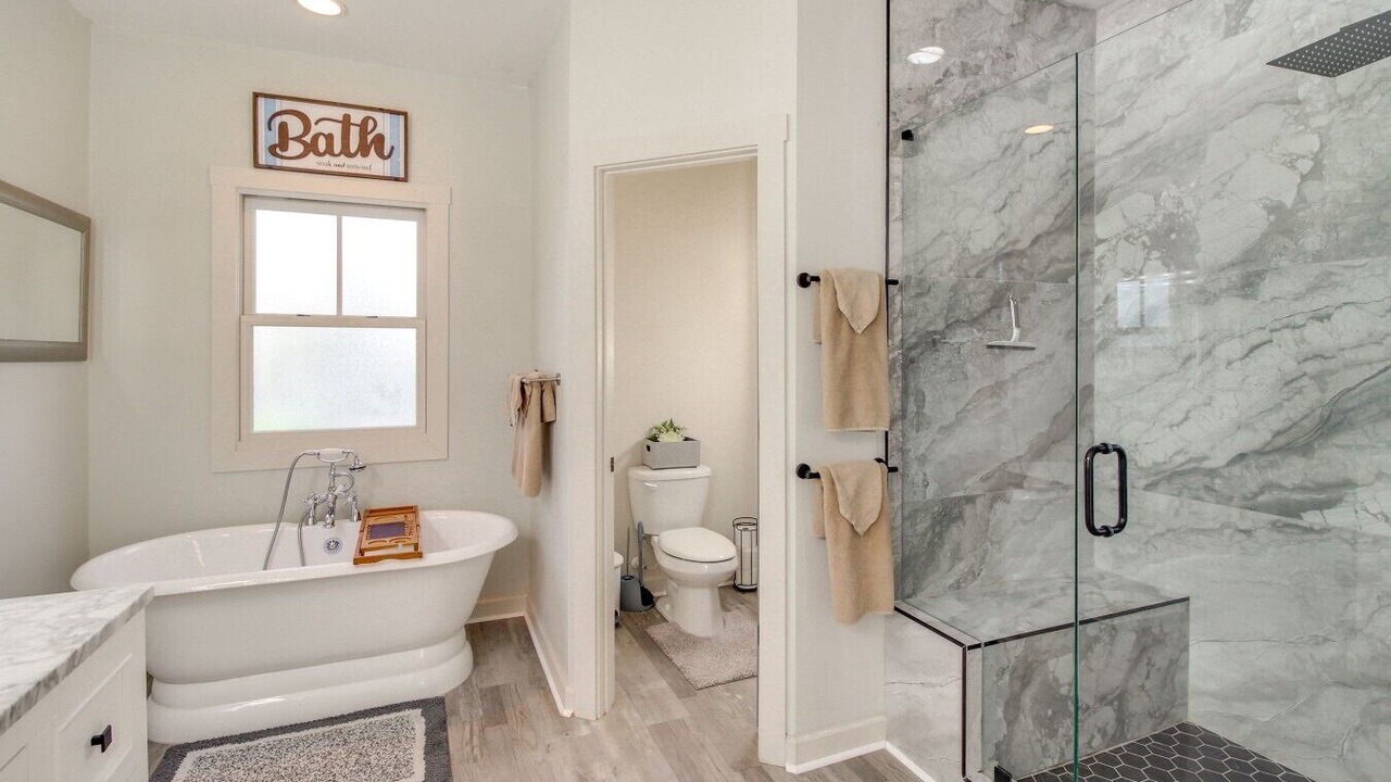 Photo of Bathroom in Eden
