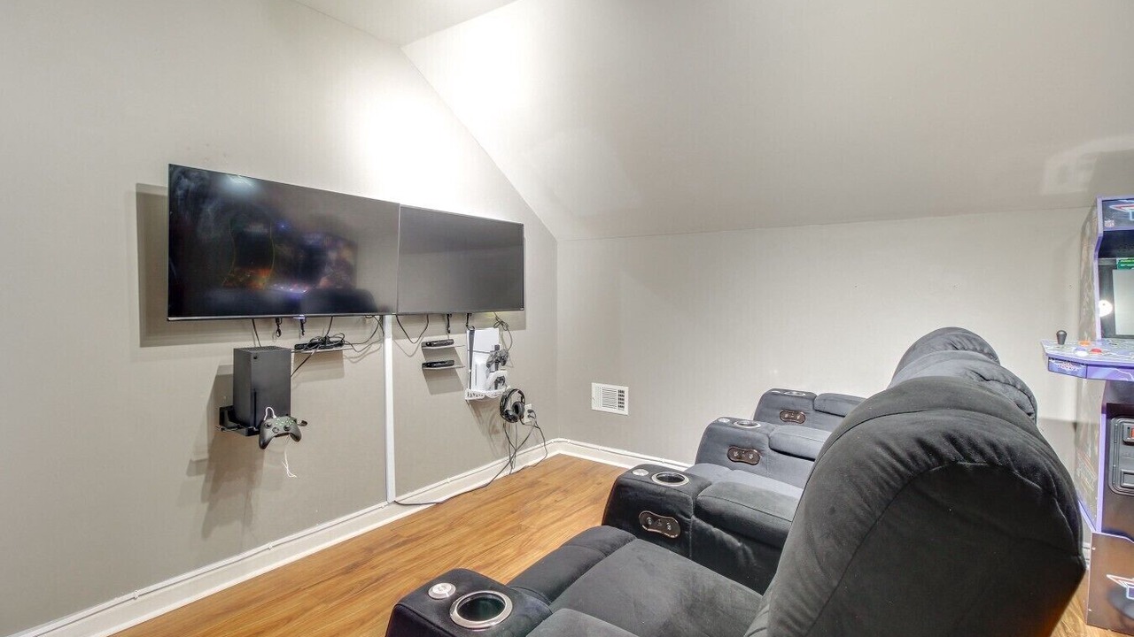 Photo of Bedroom in Eden