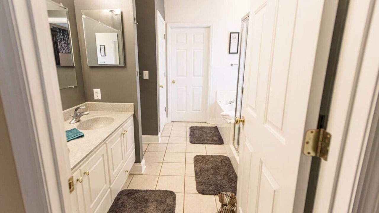 Photo of Bathroom in Westlake Corner