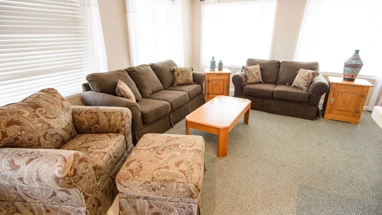 Photo of Livingroom in Westlake Corner