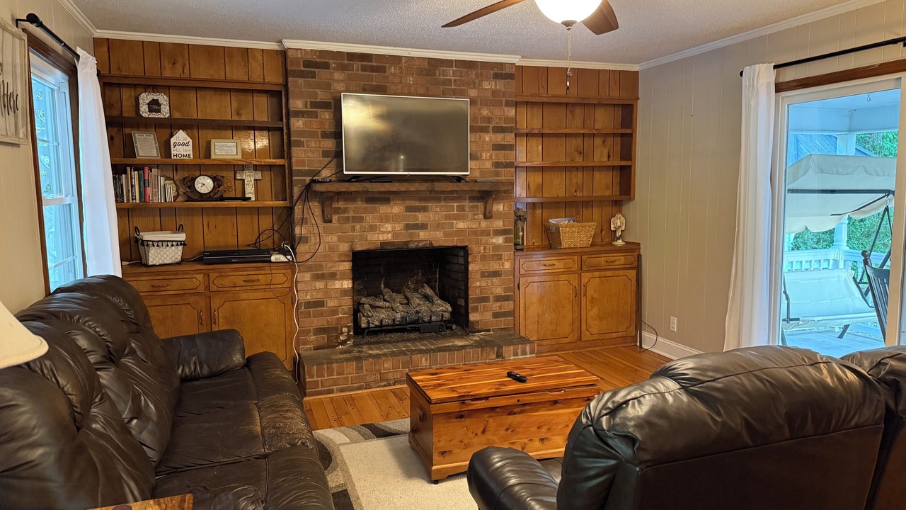 Photo of Livingroom in Ether