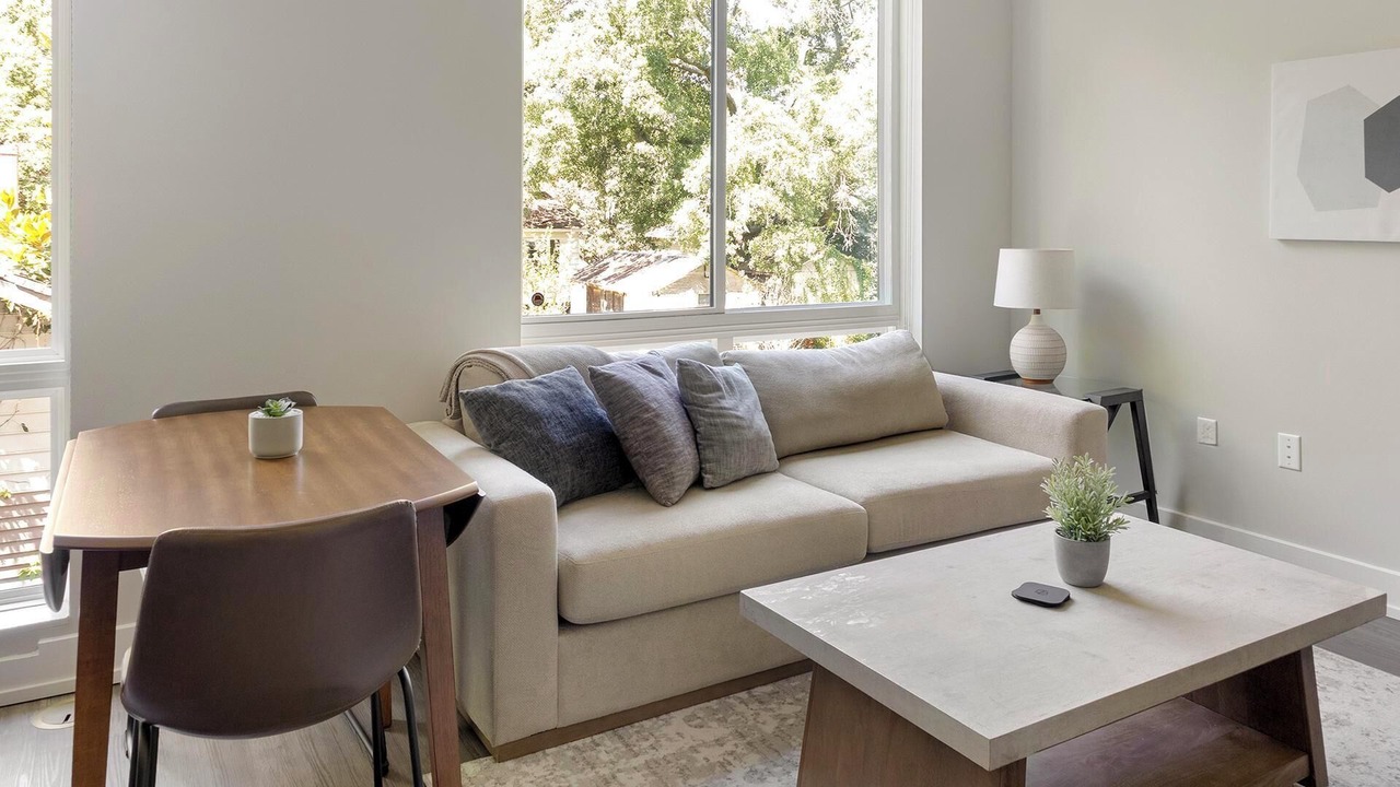 Photo of Livingroom in Southwest Raleigh