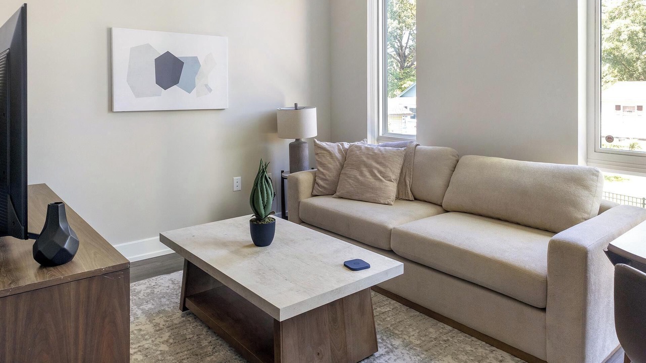 Photo of Livingroom in Southwest Raleigh