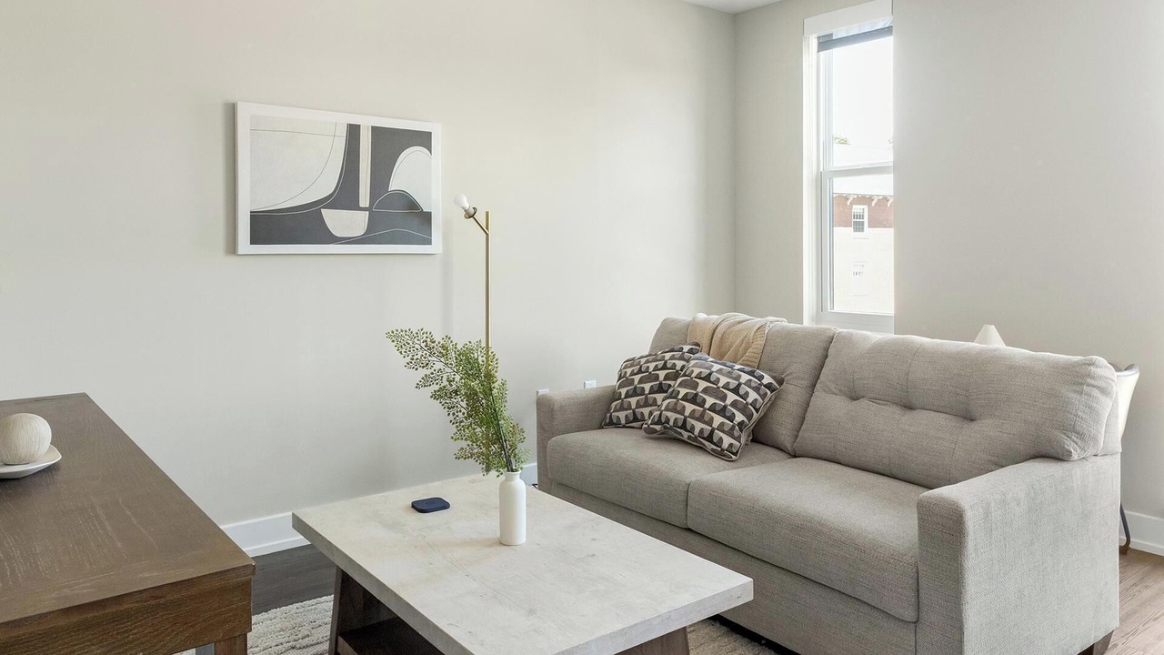 Photo of Livingroom in Southwest Raleigh