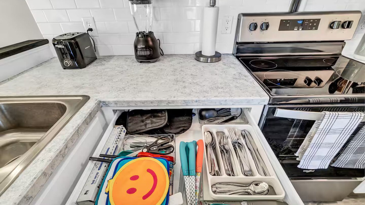 Photo of Kitchen in McCutcheon Field