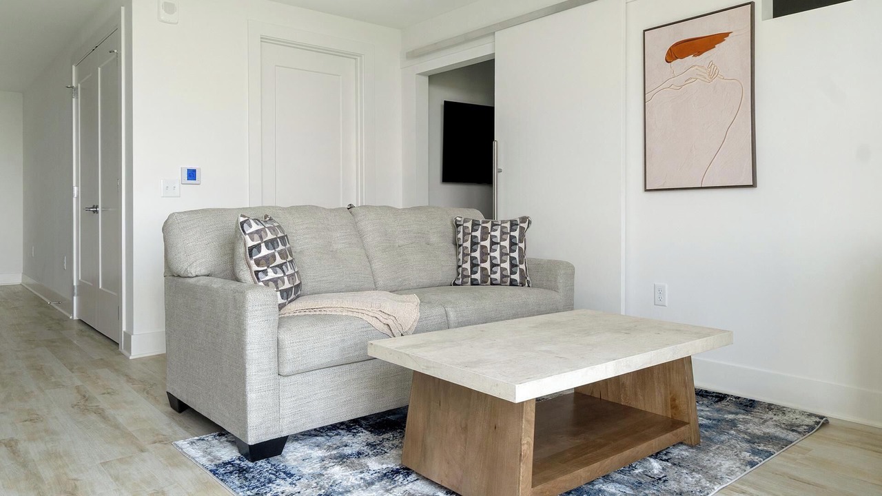 Photo of Livingroom in Southwest Raleigh