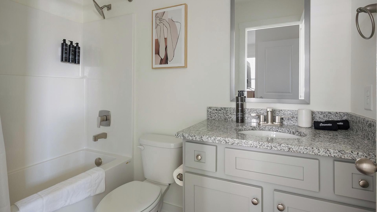 Photo of Bathroom in Port Wentworth