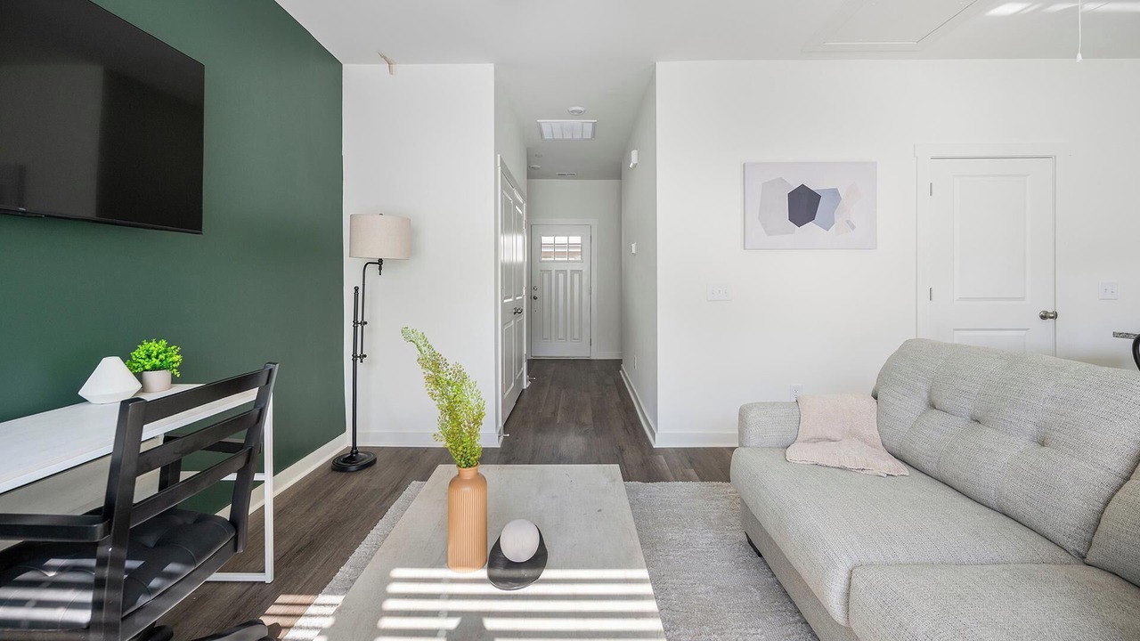 Photo of Livingroom in Port Wentworth