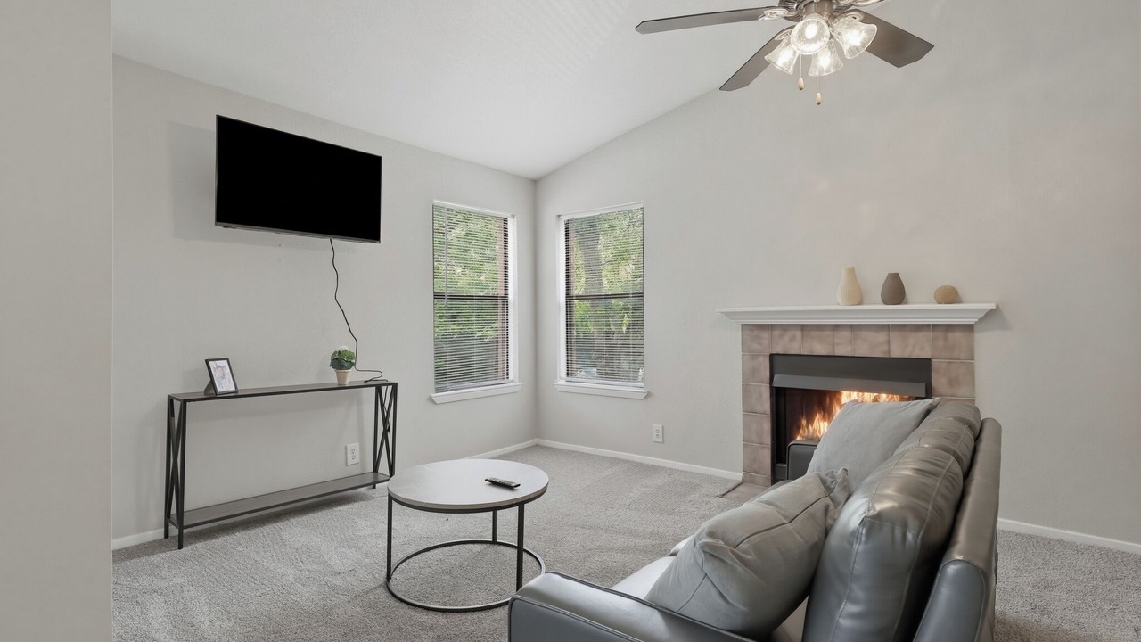 Photo of Livingroom in Donelson
