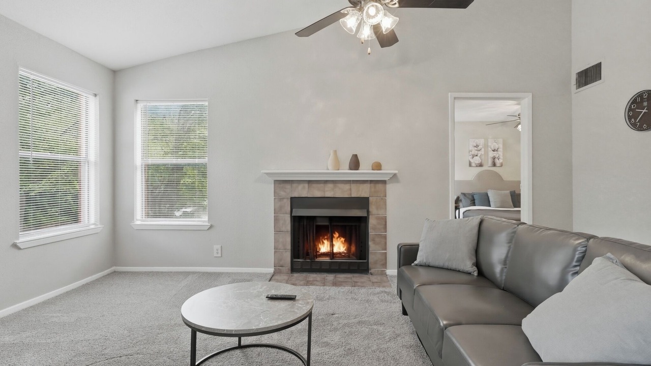 Photo of Livingroom in Donelson