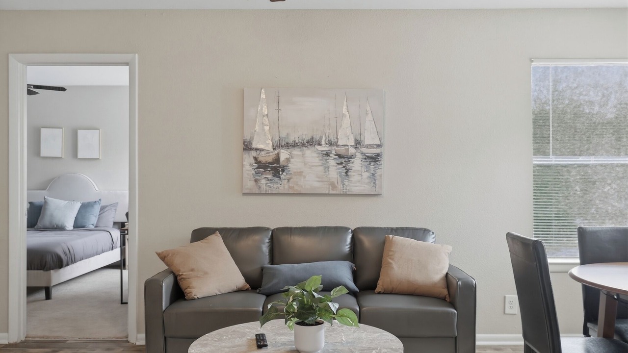 Photo of Livingroom in Donelson