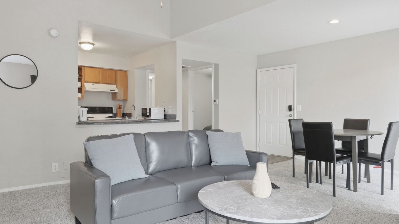 Photo of Livingroom in Donelson
