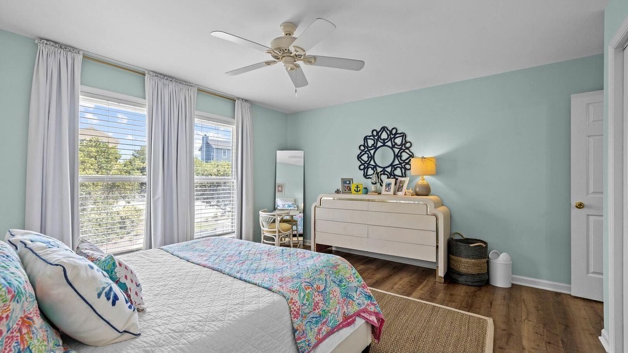 Photo of Bedroom in Atlantic Beach