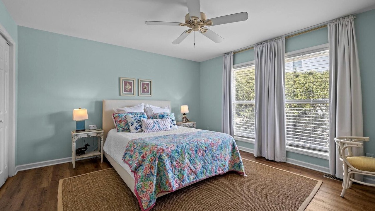 Photo of Bedroom in Atlantic Beach