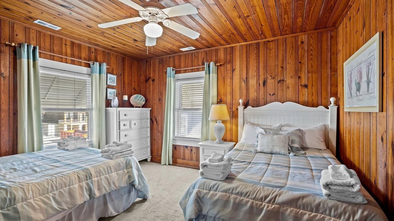 Photo of Bedroom in Atlantic Beach