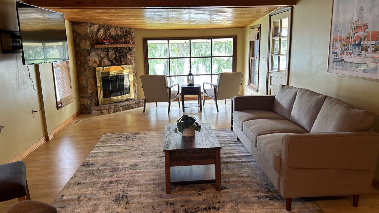 Photo of Livingroom in Chocowinity