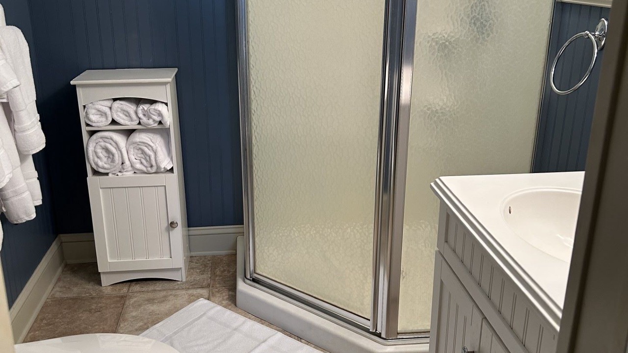Photo of Bathroom in Chocowinity