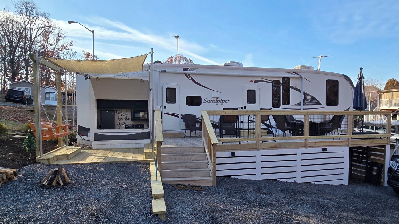 Photo of Outdoor in New London