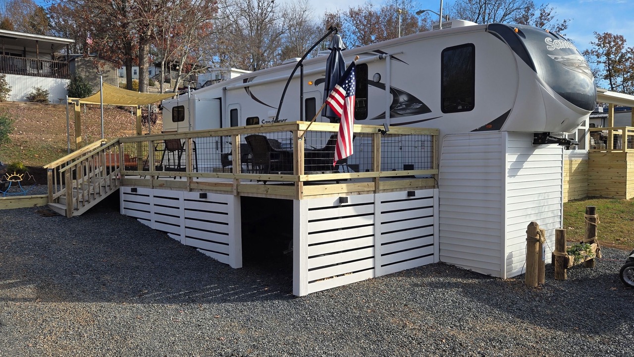 Photo of Outdoor in New London