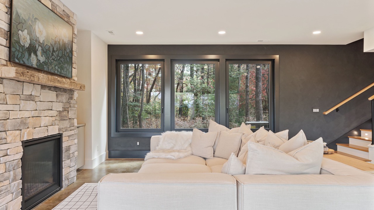 Photo of Livingroom in Brevard