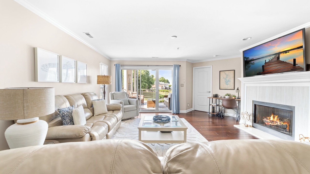 Photo of Livingroom in Cornelius