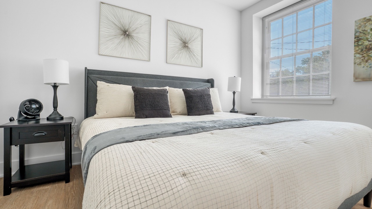 Photo of Bedroom in Wesley Heights