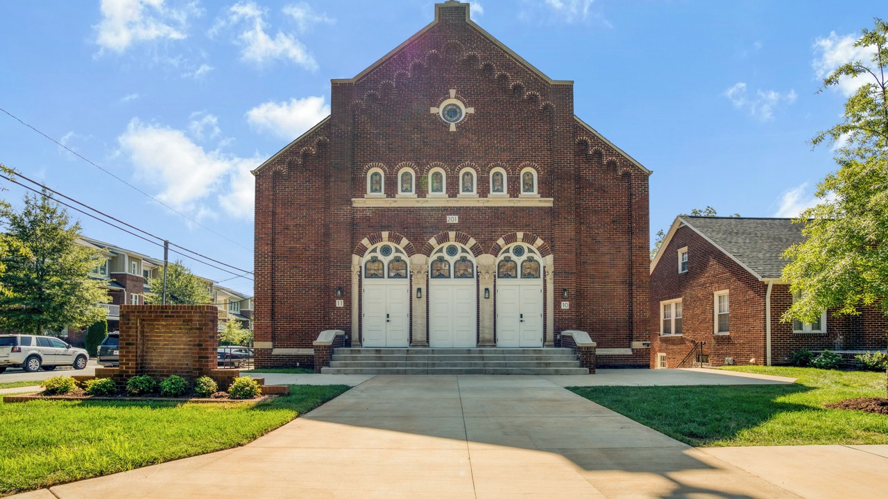 Photo of Outdoor in Wesley Heights