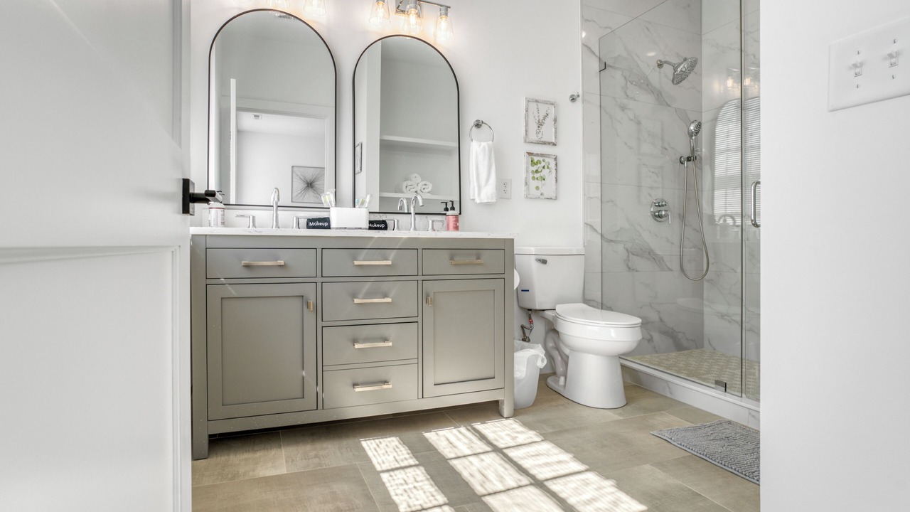 Photo of Bathroom in Wesley Heights