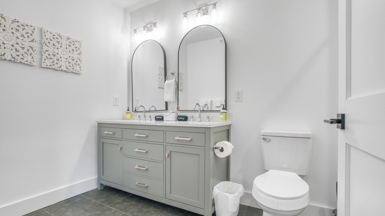 Photo of Bathroom in Wesley Heights