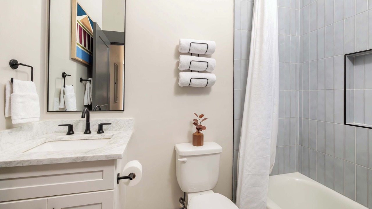 Photo of Bathroom in Old West Broad Neighborhood