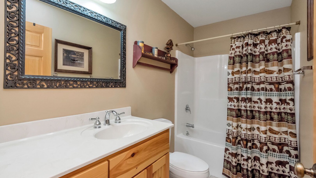 Photo of Bathroom in Piney Creek