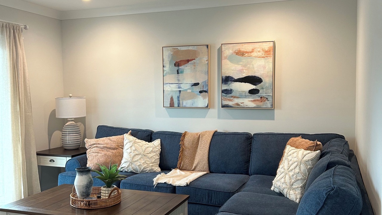 Photo of Livingroom in River District