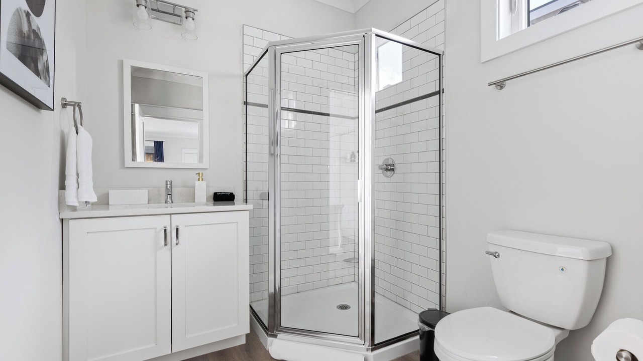 Photo of Bathroom in River District