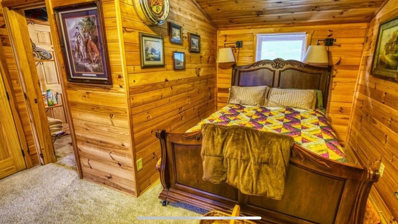 Photo of Bedroom in Creston