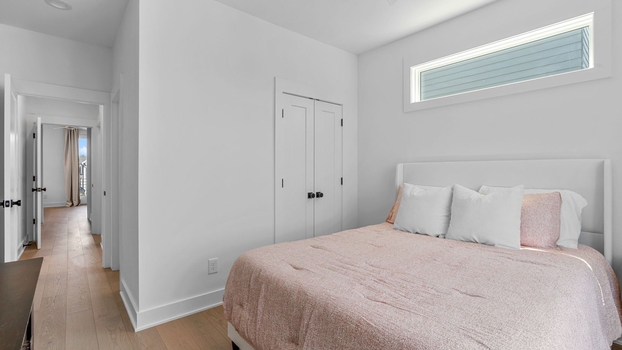 Photo of Bedroom in Downtown