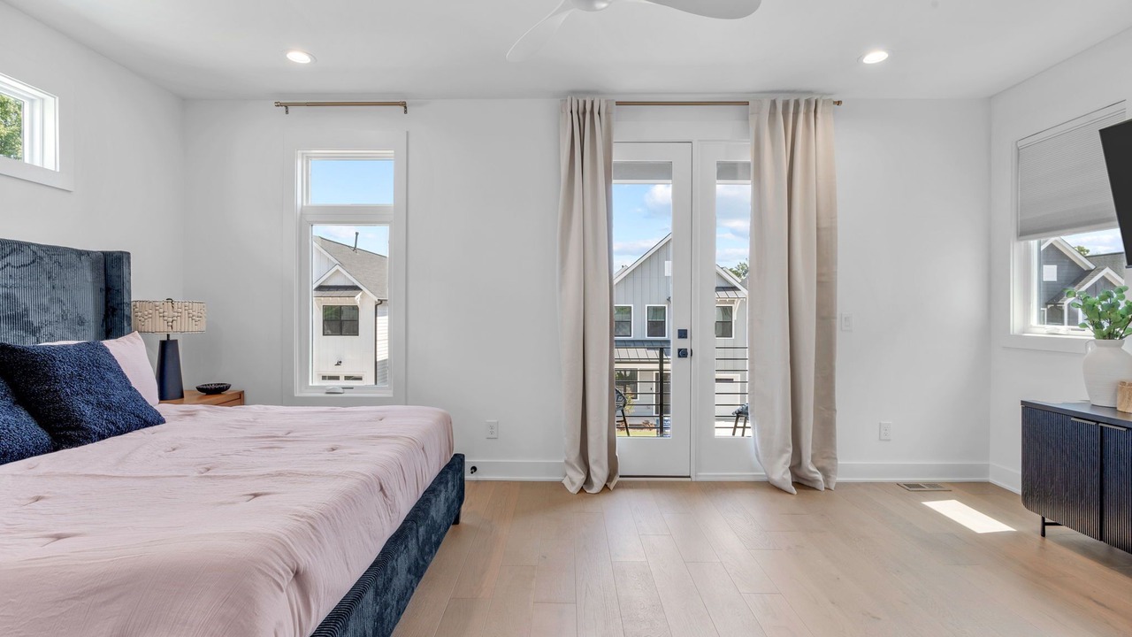Photo of Bedroom in Downtown