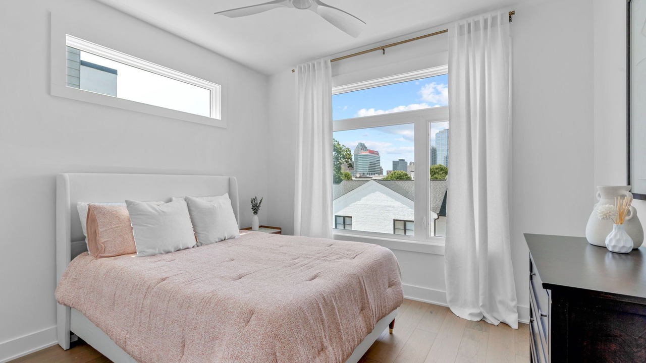 Photo of Bedroom in Downtown