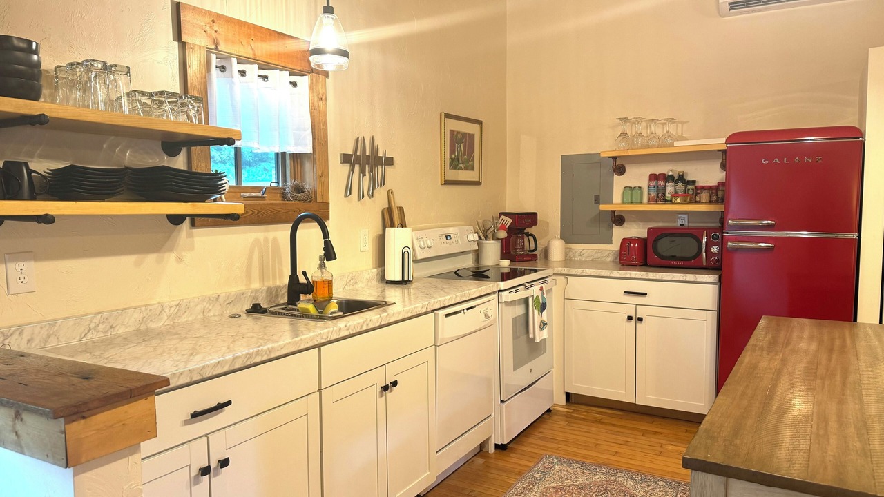 Photo of Kitchen in Cullowhee